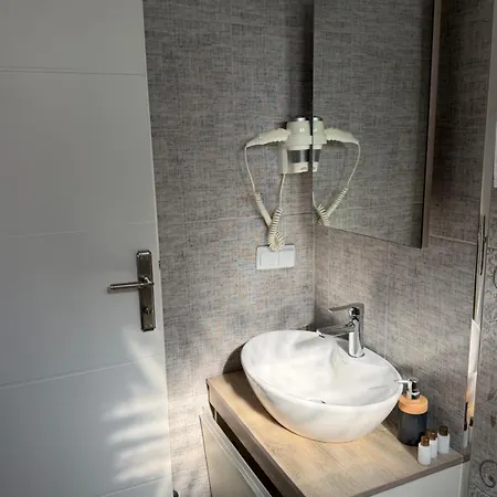 Quarto em Acomodações Particulares Limon